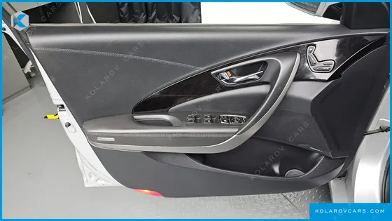 HYUNDAI GRANDEUR HG300 PRIME