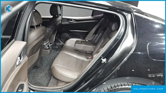 KIA STINGER 2.2 DIESEL 2WD