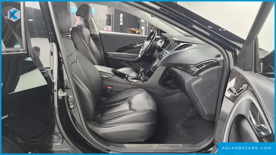 HYUNDAI GRANDEUR HG240 LUXURY