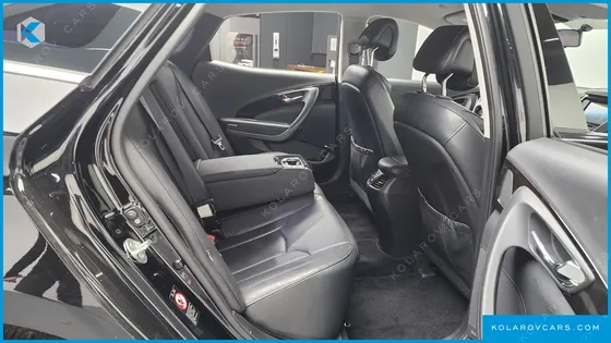 HYUNDAI GRANDEUR HG240 LUXURY