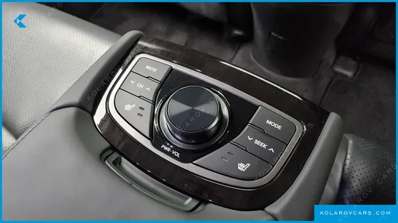 HYUNDAI GRANDEUR HG240 LUXURY