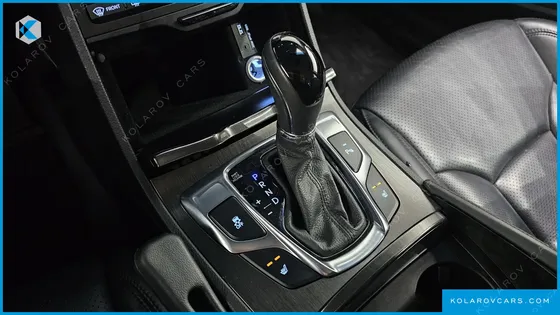 HYUNDAI GRANDEUR LPG HG300 MODERN