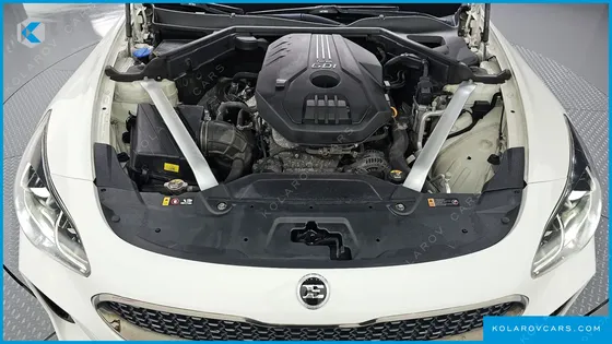 KIA STINGER 2.0 TURBO 2WD