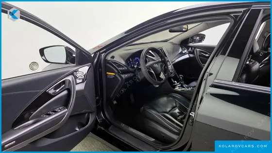 HYUNDAI GRANDEUR HG240 MODERN
