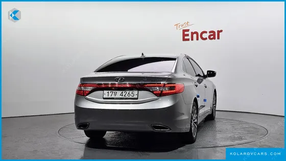 HYUNDAI GRANDEUR HG300 PREMIUM