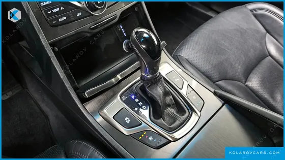 HYUNDAI GRANDEUR HG300 PREMIUM