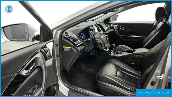 HYUNDAI GRANDEUR HG300 PREMIUM