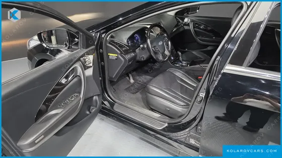 HYUNDAI GRANDEUR HG240 MODERN