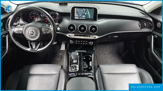 KIA STINGER 2.0 TURBO 2WD