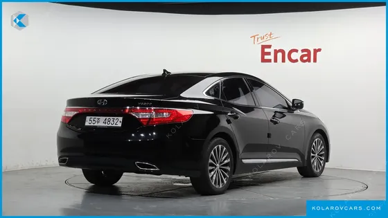 HYUNDAI GRANDEUR HG300 PREMIUM