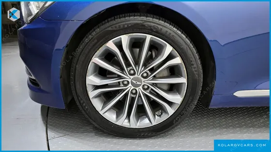 HYUNDAI GENESIS G330 MODERN AWD