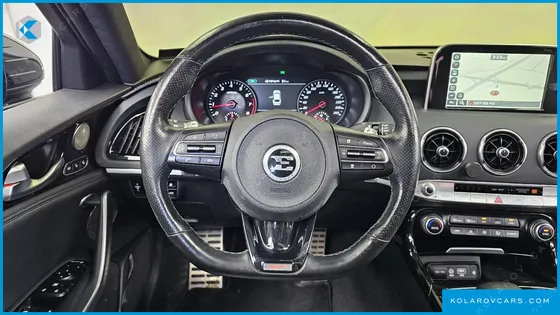 KIA STINGER 2.0 TURBO 2WD