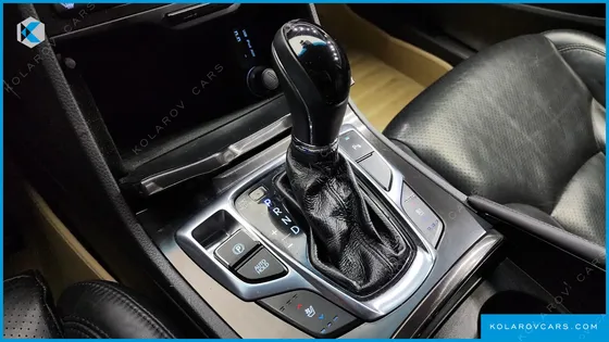 HYUNDAI GRANDEUR HG240 MODERN