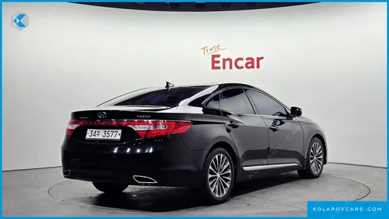 HYUNDAI GRANDEUR HG300 PREMIUM