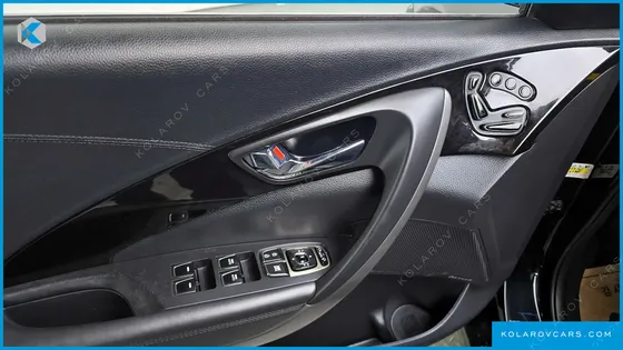 HYUNDAI GRANDEUR HG300 PREMIUM