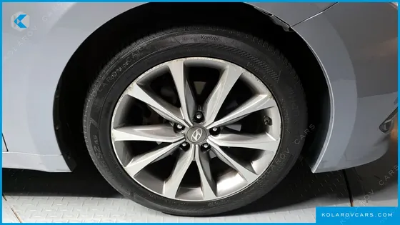 HYUNDAI GRANDEUR HG300 PREMIUM