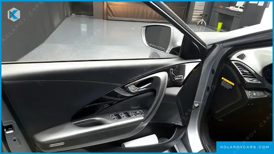 HYUNDAI GRANDEUR HG300 PREMIUM