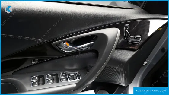 HYUNDAI GRANDEUR HG300 PREMIUM