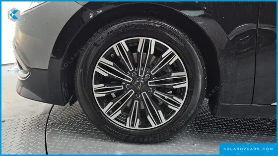 HYUNDAI GRANDEUR HG220 DIESEL MODERN
