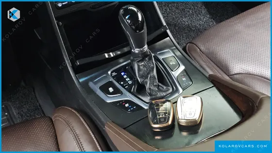 HYUNDAI GRANDEUR HG220 DIESEL MODERN
