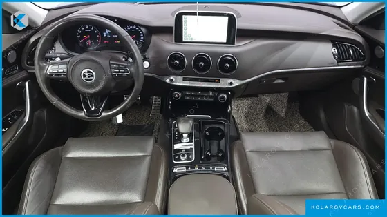 KIA STINGER 2.0 TURBO AWD