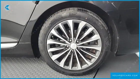 HYUNDAI GRANDEUR HG300 EXCLUSIVE
