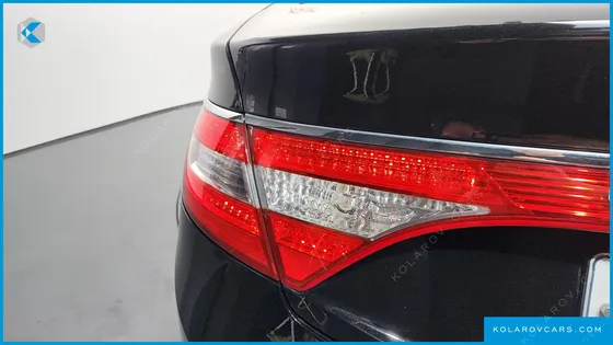 HYUNDAI GRANDEUR HG300 EXCLUSIVE
