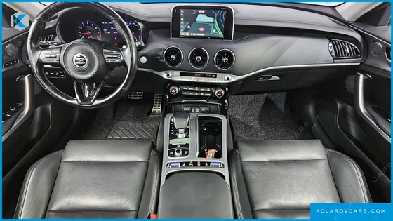 KIA STINGER 2.0 TURBO 2WD