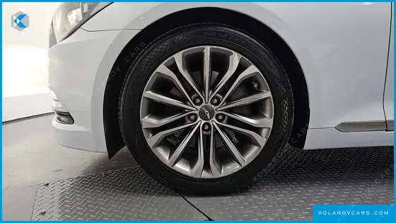 HYUNDAI GENESIS G330 MODERN AWD