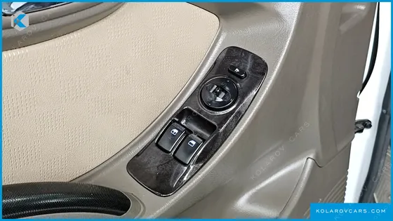 HYUNDAI GENESIS G330 MODERN AWD