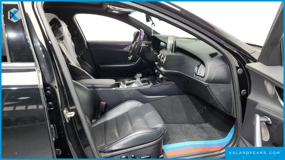 KIA STINGER 3.3 TURBO 2WD