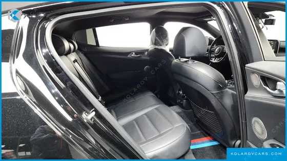 KIA STINGER 3.3 TURBO 2WD