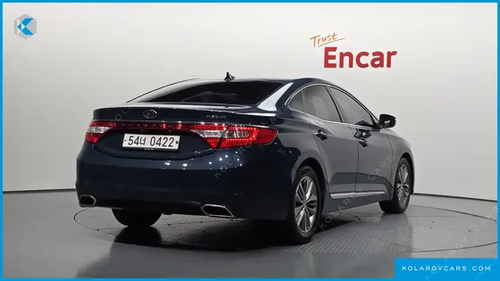 HYUNDAI GRANDEUR HG240 MODERN