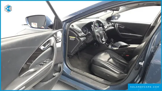 HYUNDAI GRANDEUR HG240 MODERN