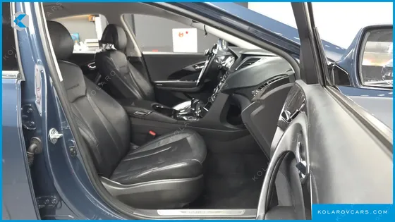 HYUNDAI GRANDEUR HG240 MODERN