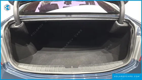 HYUNDAI GRANDEUR HG240 MODERN