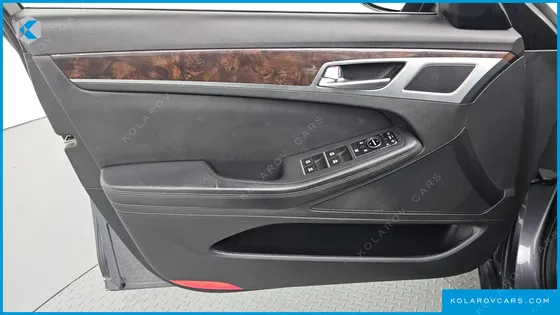 HYUNDAI GENESIS G330 MODERN