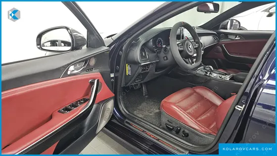 KIA STINGER 3.3 TURBO AWD