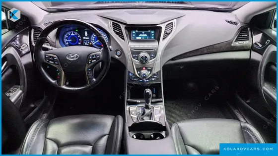 HYUNDAI GRANDEUR HG240 MODERN