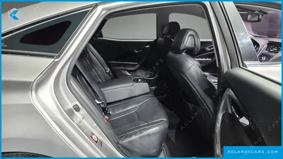 HYUNDAI GRANDEUR HG240 MODERN