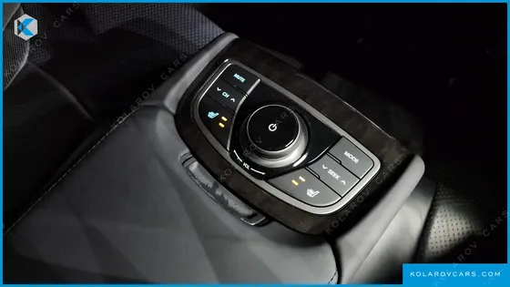 HYUNDAI GRANDEUR HG240 MODERN