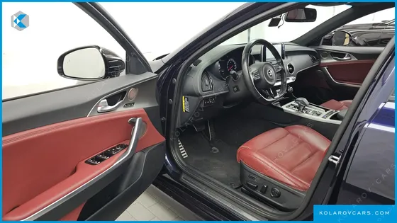 KIA STINGER 3.3 TURBO AWD