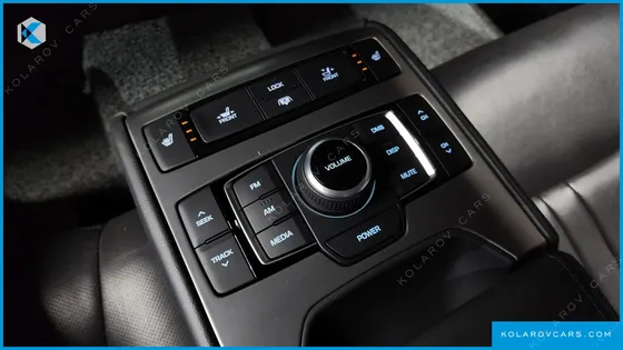 HYUNDAI GENESIS G330 PREMIUM AWD