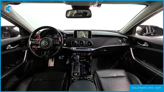 KIA STINGER 2.0 TURBO 2WD