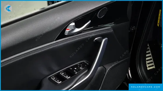 KIA STINGER 2.0 TURBO 2WD