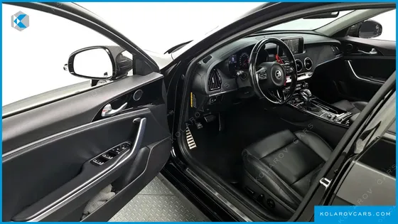 KIA STINGER 2.0 TURBO 2WD