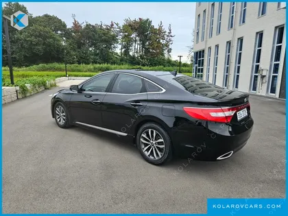 HYUNDAI GRANDEUR HG240 LUXURY