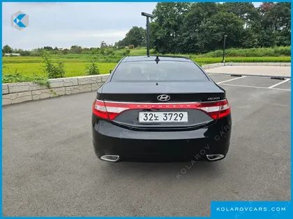 HYUNDAI GRANDEUR HG240 LUXURY