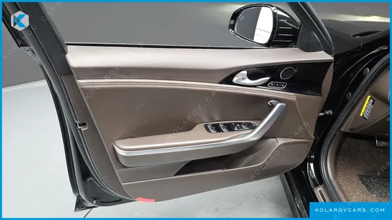 KIA STINGER 2.0 TURBO AWD