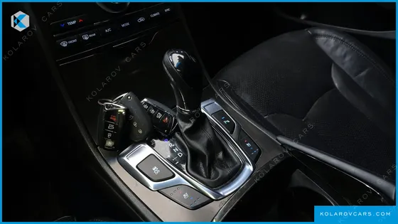HYUNDAI GRANDEUR HG300 PREMIUM